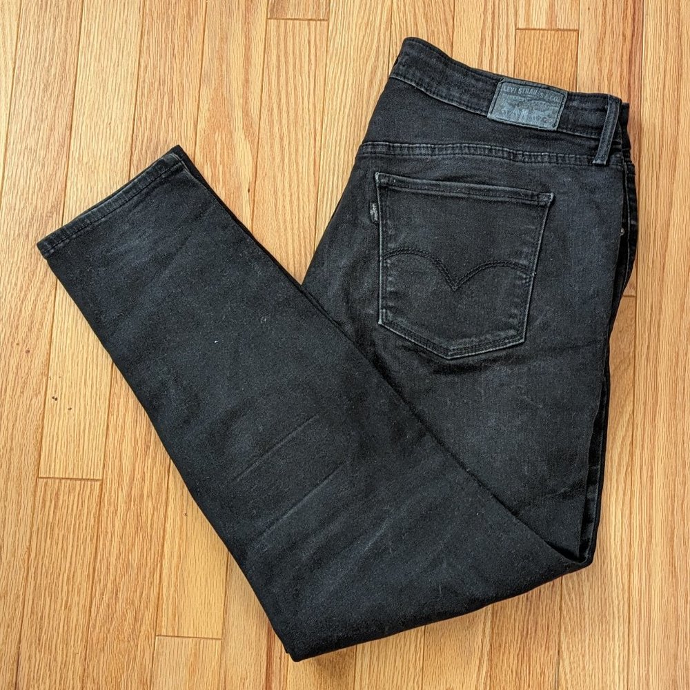 Levi's black 711 jeans